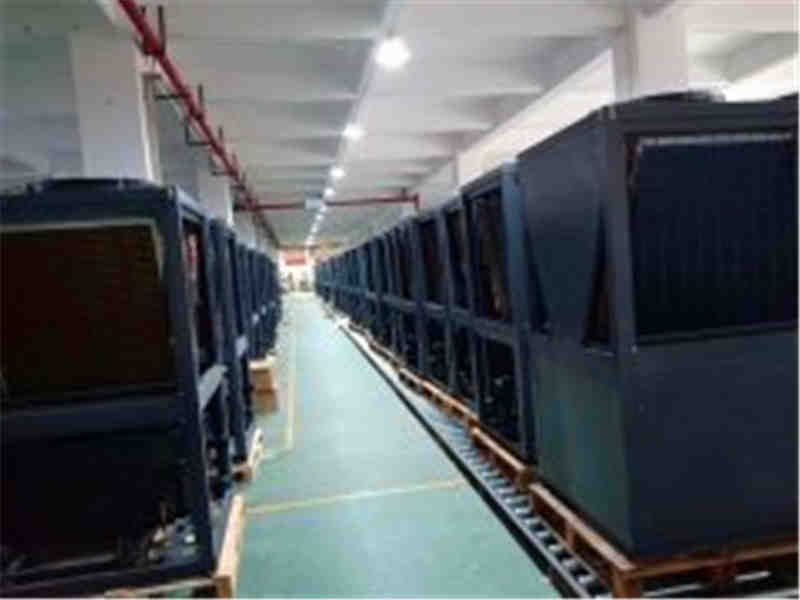 赫派熱泵生產車間